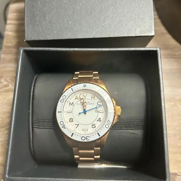 Marc Jacobs Gold and White Timepiece Marc by Marc Jacobs White Gold Plated Stainless Steel Dizz  main image 3